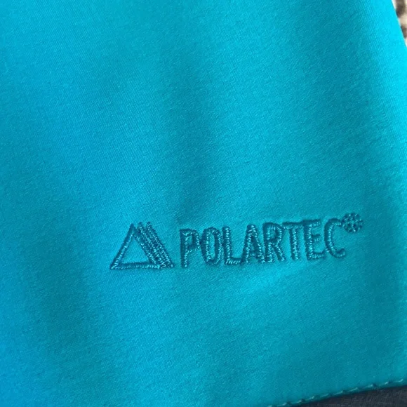 PATAGONIA Mens Size XS Polartec & Windbloc jacket with hood & numerous pockets - Picture 4 of 8